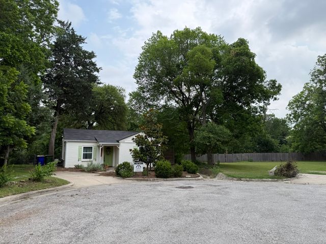 413 Sands Court, White Settlement, TX 76108