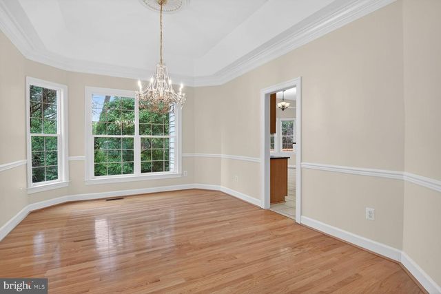404 MISTY KNOLL DR, Rockville, MD 20850