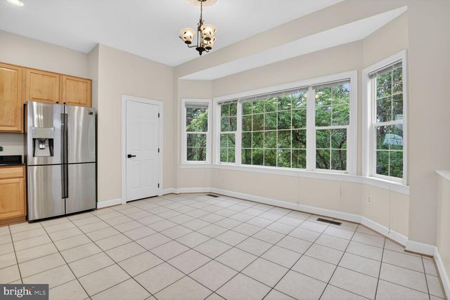 404 MISTY KNOLL DR, Rockville, MD 20850