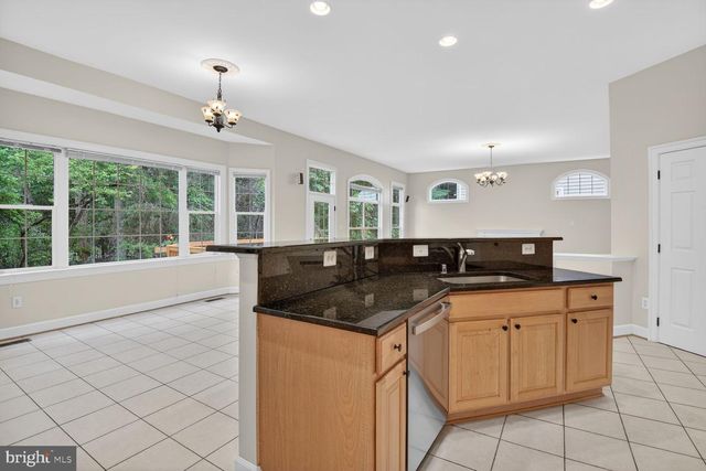 404 MISTY KNOLL DR, Rockville, MD 20850
