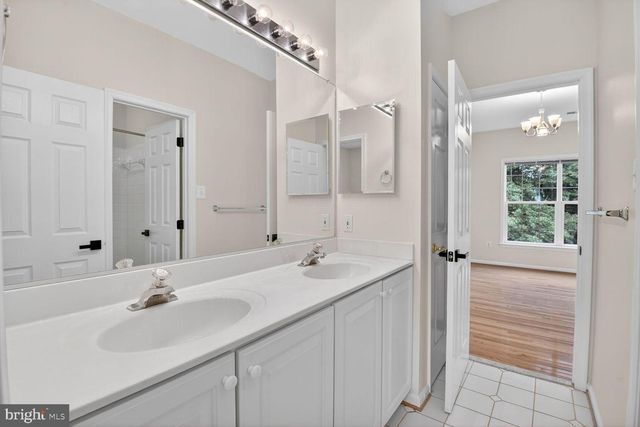 404 MISTY KNOLL DR, Rockville, MD 20850