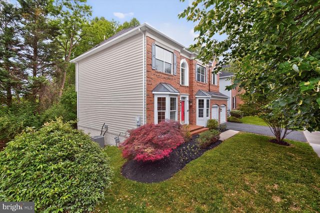 404 MISTY KNOLL DR, Rockville, MD 20850