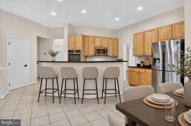 404 MISTY KNOLL DR, Rockville, MD 20850