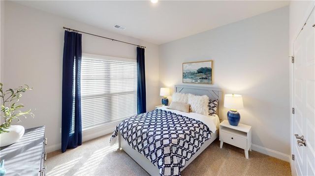 1033 Holliday Pass 20, Griffin, GA 30223
