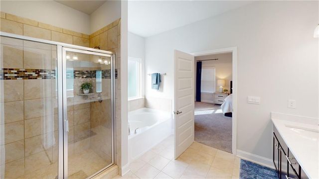 1033 Holliday Pass 20, Griffin, GA 30223