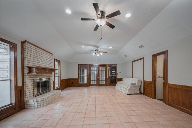 4015 Black Locust Drive, Houston, TX 77088