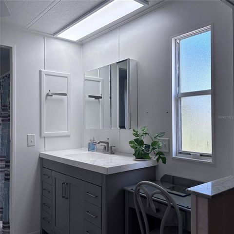 6710 36TH AVENUE E 111, Palmetto, FL 34221