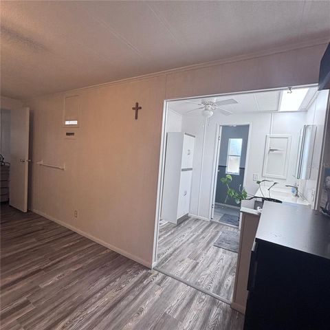 6710 36TH AVENUE E 111, Palmetto, FL 34221