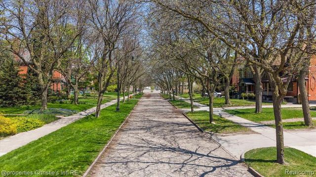 691 W Canfield Street, Detroit, MI 48201