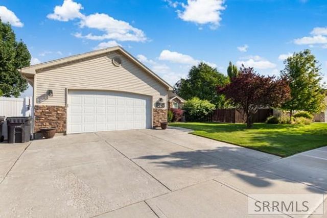 3010 Simon Street, Idaho Falls, ID 83402