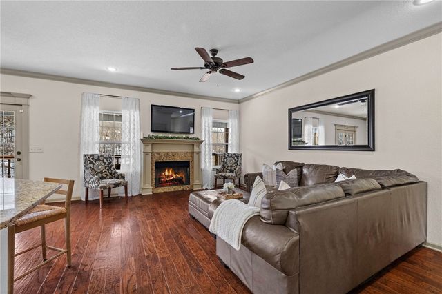 25 Halifax Lane, Bella Vista, AR 72714