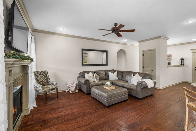 25 Halifax Lane, Bella Vista, AR 72714