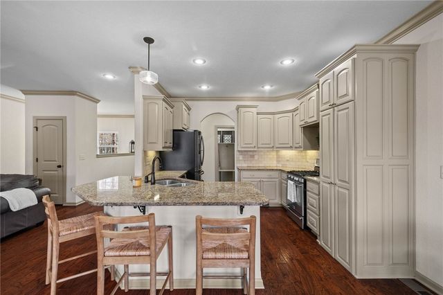 25 Halifax Lane, Bella Vista, AR 72714