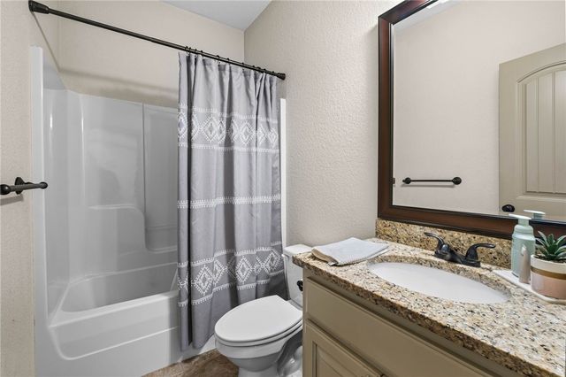 25 Halifax Lane, Bella Vista, AR 72714