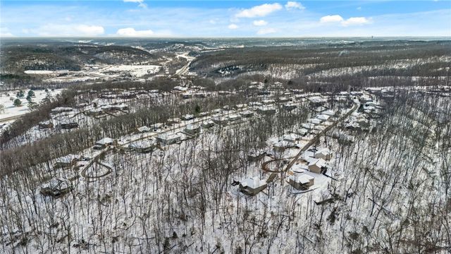 25 Halifax Lane, Bella Vista, AR 72714