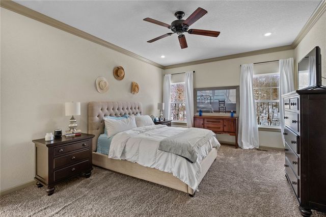 25 Halifax Lane, Bella Vista, AR 72714