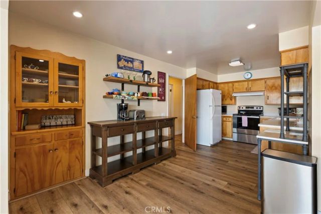 11145 E Highway 20, Clearlake Oaks, CA 95423