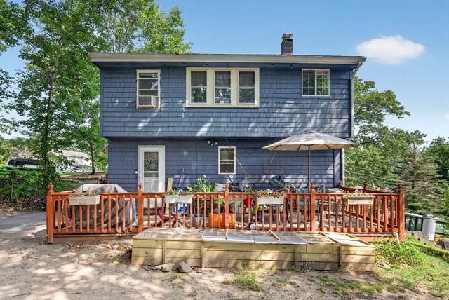 60 Harriett Ave, Burlington, MA 01803