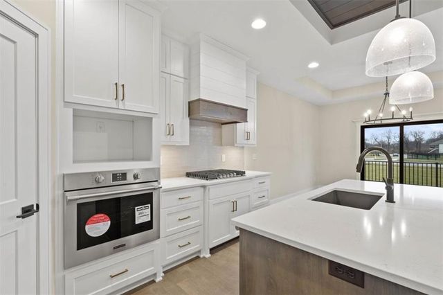 1203 Mulberry Street, Pleasant Hill, MO 64080