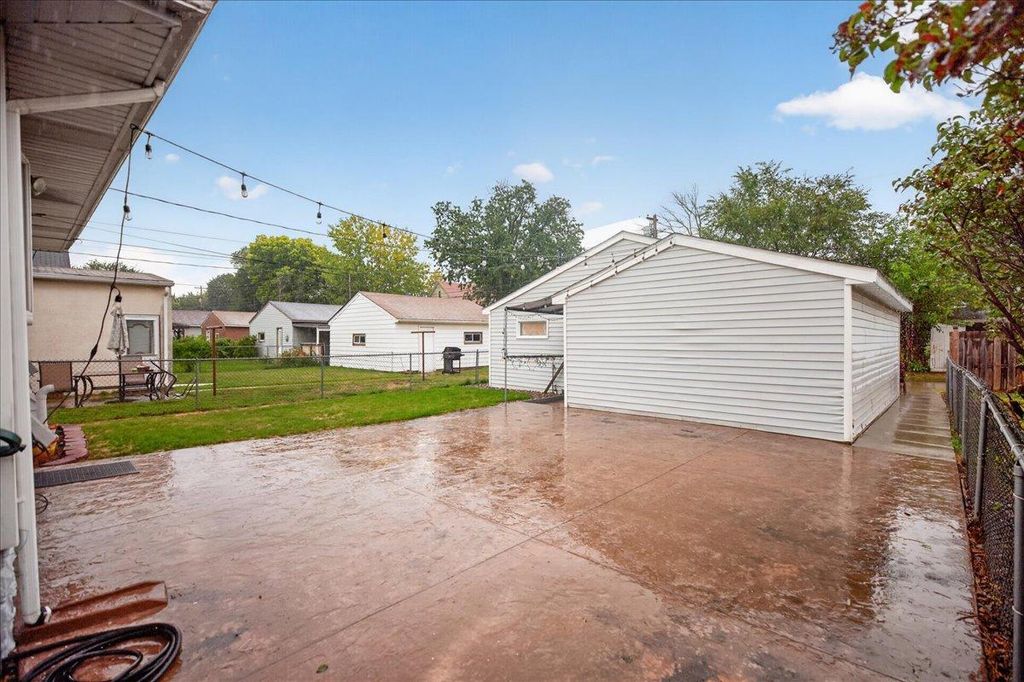 317 6th Avenue S, South Saint Paul, MN 55075 — photo 2