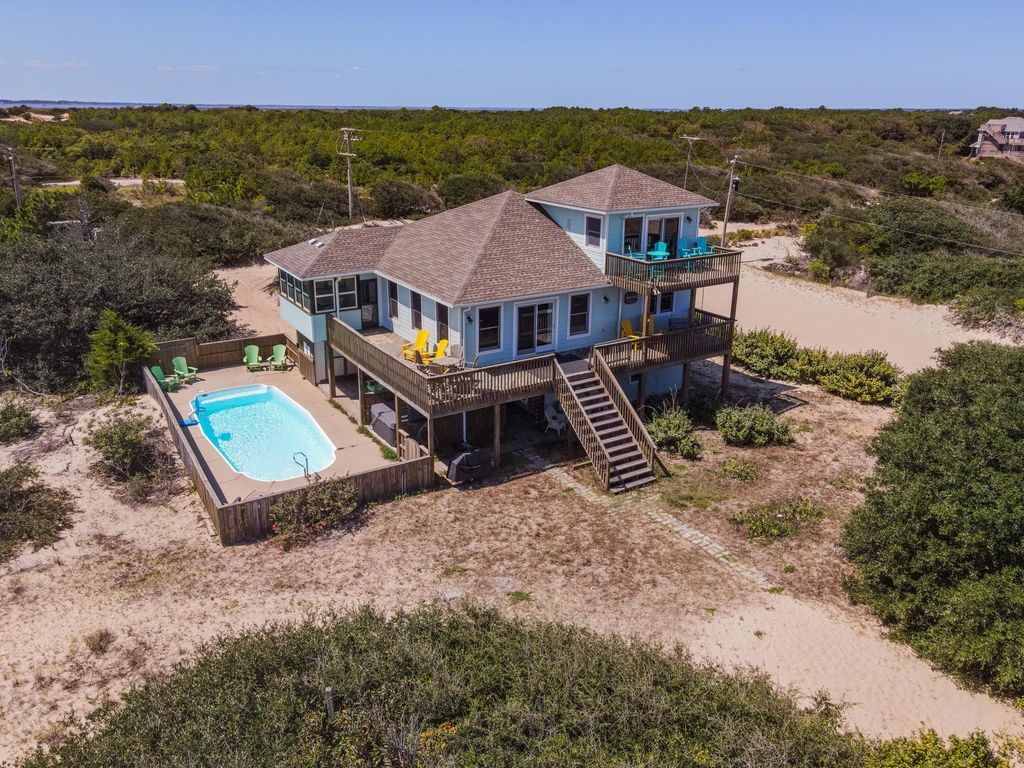 Image 1 of property listing at 1599 Ocean Pearl Road Lot 6, Corolla, NC 27927