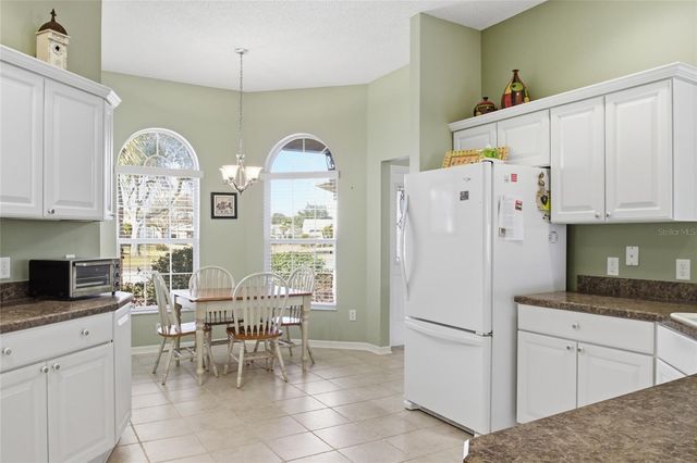 2813 CHURCHILL DOWNS, The Villages, FL 32162