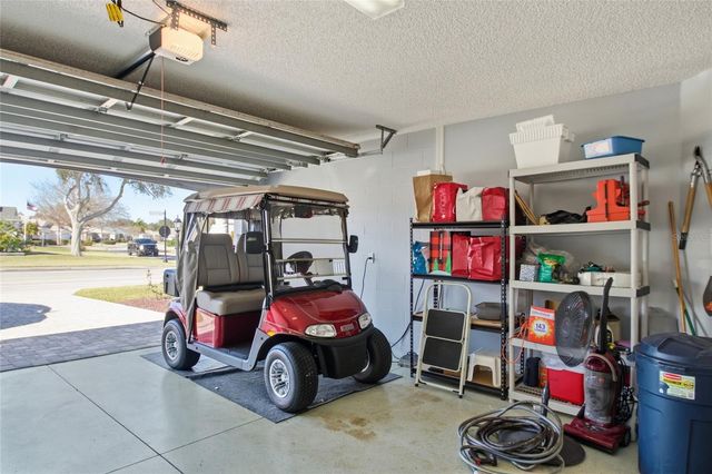 2813 CHURCHILL DOWNS, The Villages, FL 32162