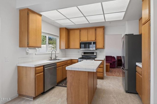 10529 Verbena Street, Ventura, CA 93004