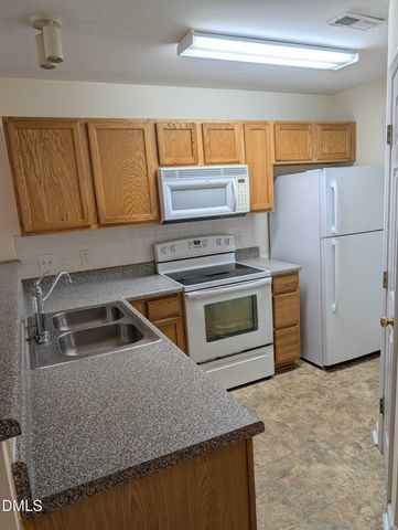 2801 Trailwood Pines Lane 104, Raleigh, NC 27603