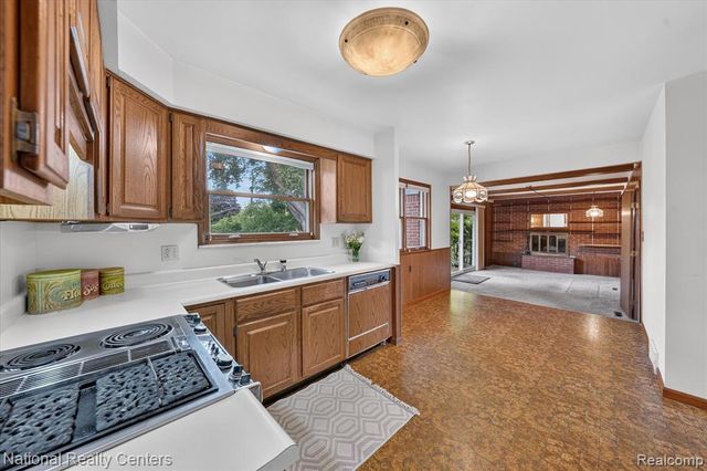 14441 Melvin Street, Livonia, MI 48154