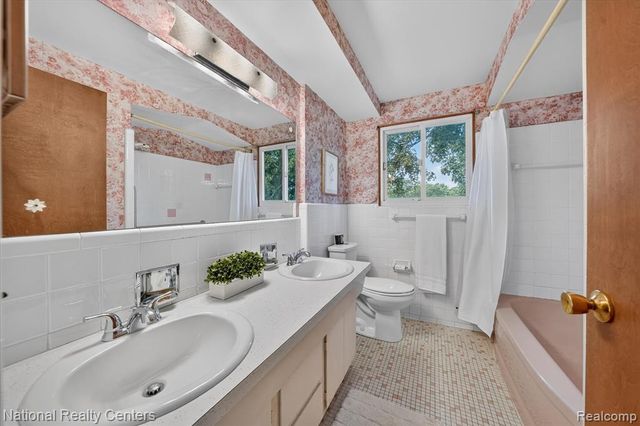 14441 Melvin Street, Livonia, MI 48154