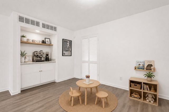 7616 Riverbrook Drive 6, Dallas, TX 75230