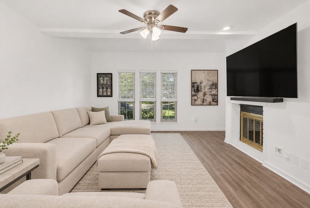 7616 Riverbrook Drive 6, Dallas, TX 75230