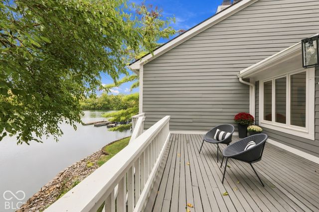 8103 Clearwater Parkway, Indianapolis, IN 46240