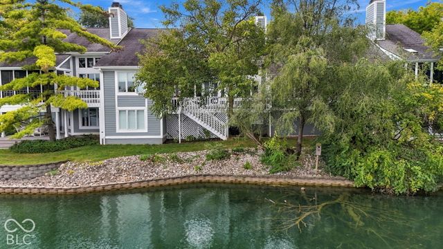 8103 Clearwater Parkway, Indianapolis, IN 46240