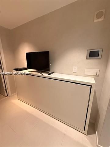 17121 Collins Ave 1207, Sunny Isles Beach, FL 33160