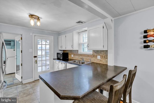 521 PLEASURE ROAD, Lancaster, PA 17601