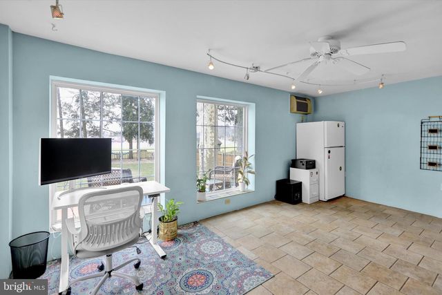 521 PLEASURE ROAD, Lancaster, PA 17601