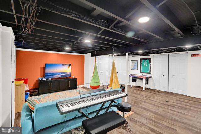 521 PLEASURE ROAD, Lancaster, PA 17601