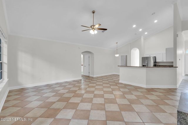 9141 SPINDLETREE Way, Jacksonville, FL 32256