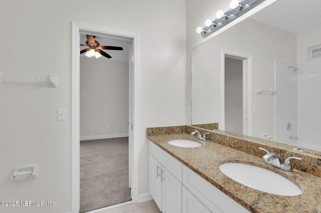 9141 SPINDLETREE Way, Jacksonville, FL 32256
