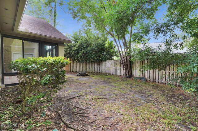 9141 SPINDLETREE Way, Jacksonville, FL 32256