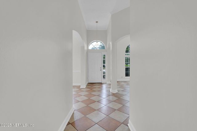 9141 SPINDLETREE Way, Jacksonville, FL 32256