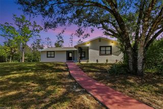 360 Desoto BLVD S, Naples, FL 34117