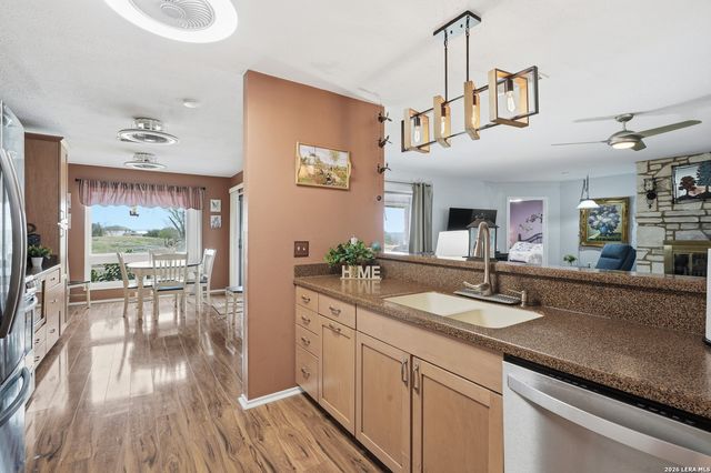 3913 Pecan Ct, Schertz, TX 78108