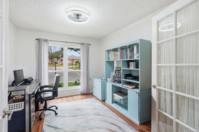 3913 Pecan Ct, Schertz, TX 78108