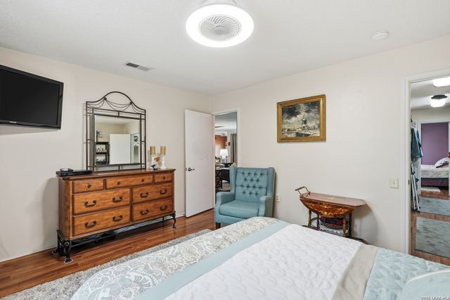 3913 Pecan Ct, Schertz, TX 78108