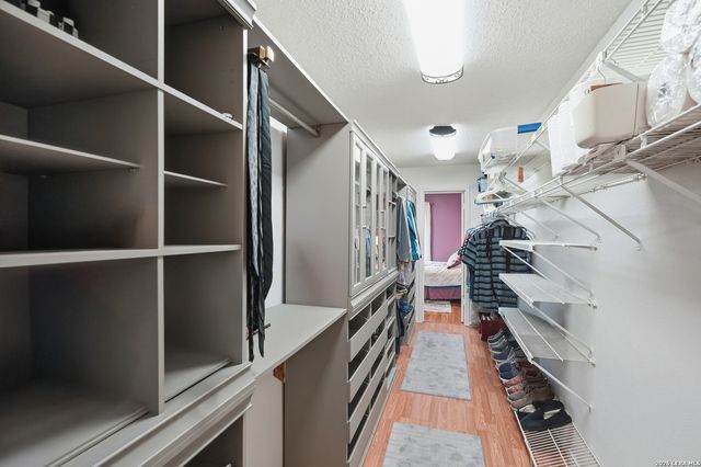 3913 Pecan Ct, Schertz, TX 78108