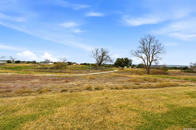 3913 Pecan Ct, Schertz, TX 78108