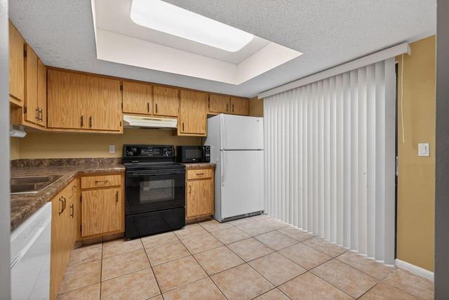 707 Stonewood Court 19c, Jupiter, FL 33458
